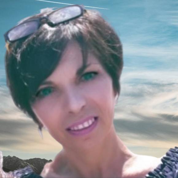 Meet your Posher, Teresa - Picture 1 of 1